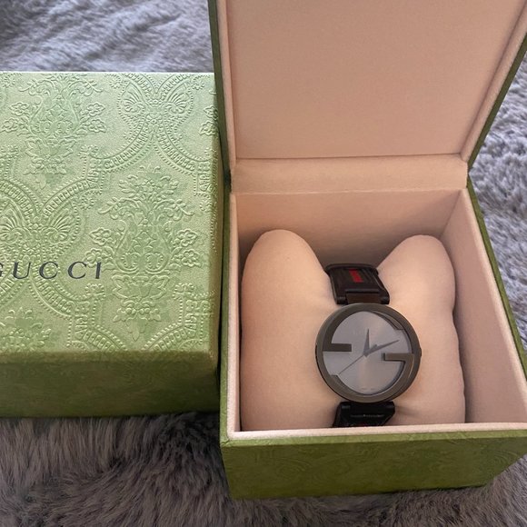 Authentic Gucci watch - Picture 3 of 8